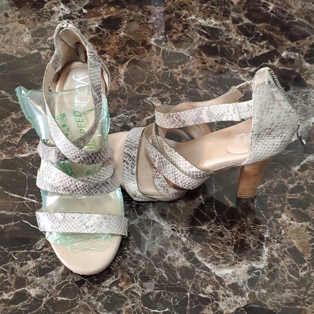 Women's heels